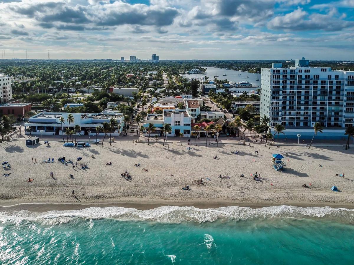 Villa Sinclair Beach Suites And Spa Hollywood Exterior photo